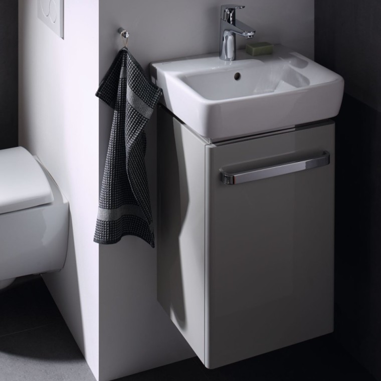 Skříňka pod umývátko. Skříňka pod umývátko.