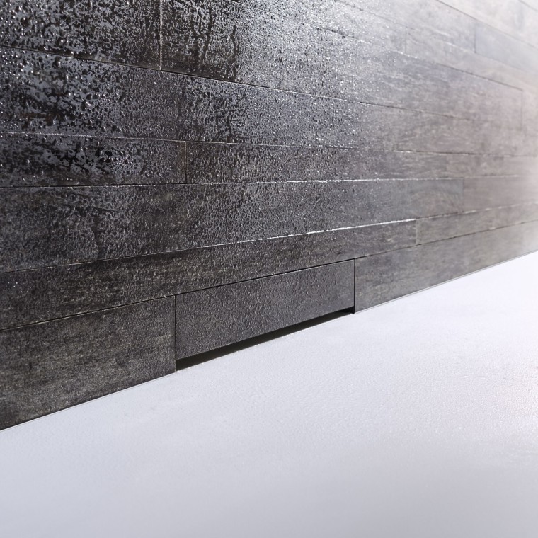 Odtok ve stěně pro sprchu Odtok ve stěně pro sprchu