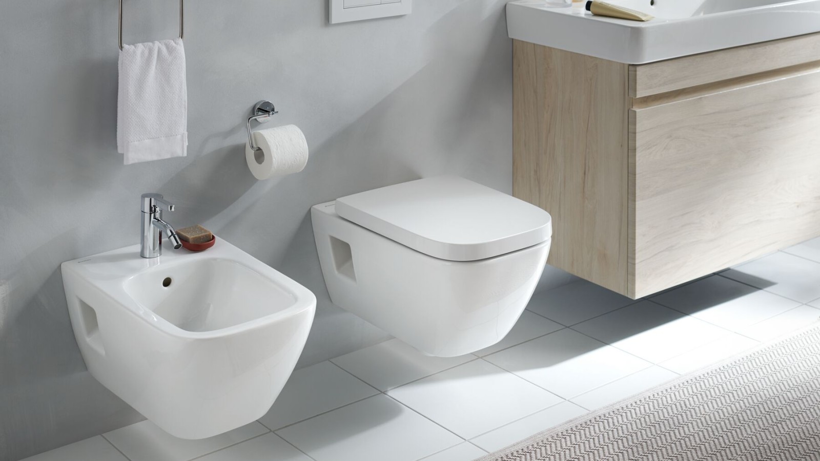 WC Geberit Renova Plan a bidet s přepadem WC Geberit Renova Plan a bidet s přepadem