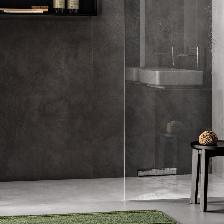 Sprcha v úrovni podlahy