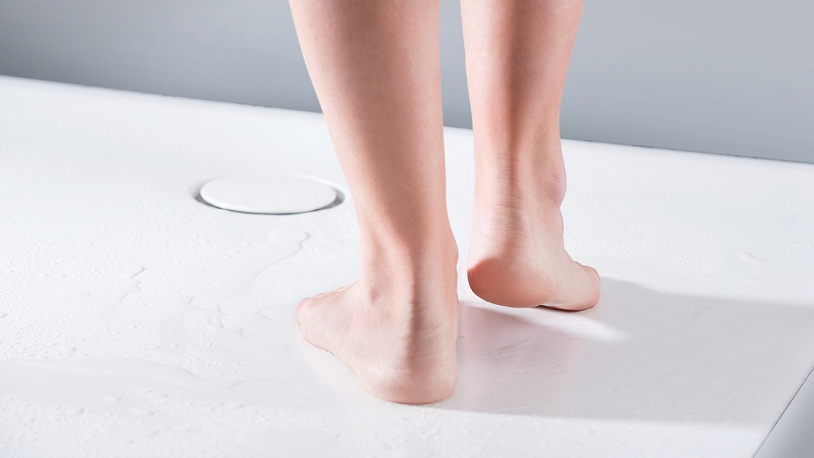 Sprchová vanička Geberit Setaplano v úrovni podlahy