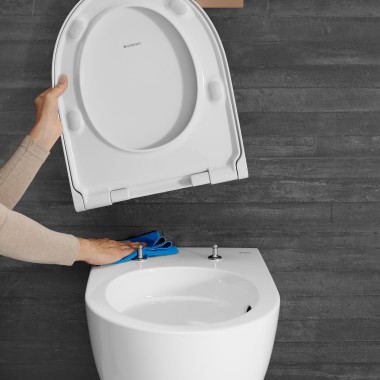 Acanto WC s funkcí QuickRelease (© Geberit) Acanto WC s funkcí QuickRelease (© Geberit)