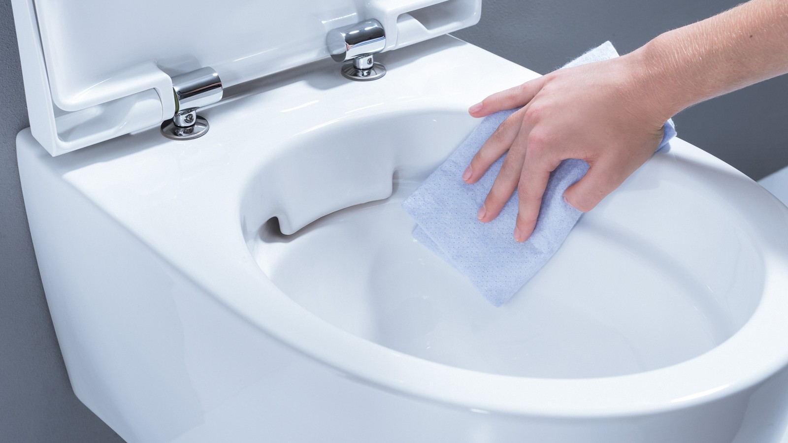 WC bez splachovacího okraje iCon Rimfree WC (© Geberit) WC bez splachovacího okraje iCon Rimfree WC (© Geberit)