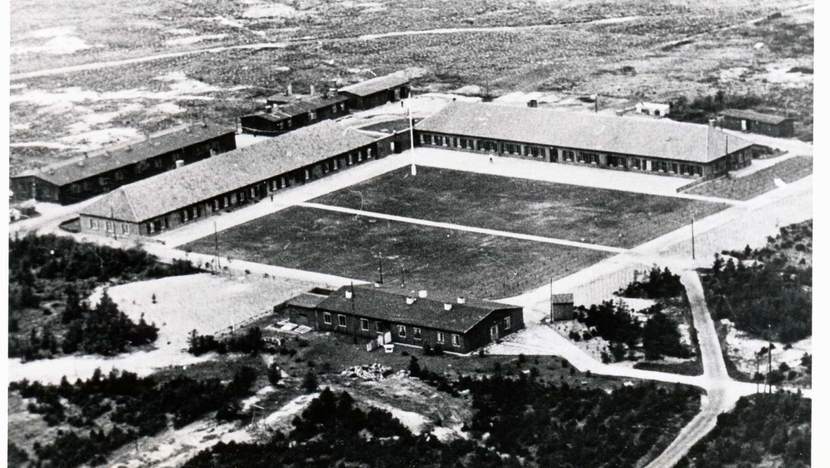 V roce 1945 byl v Oksbølu založen největší dánský uprchlický tábor (© Blåvandshuk Local History Archive)