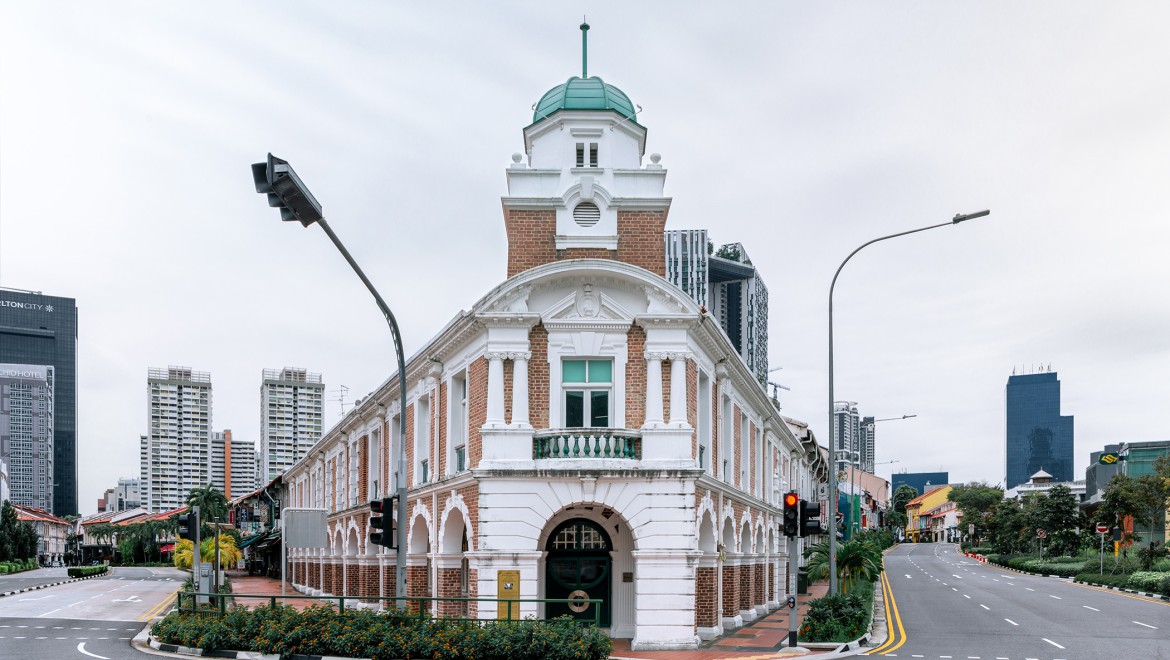 Born Restaurant se nachází na nádraží Jinrikisha, jedné z mála historických budov v Singapuru (© Owen Raggett)