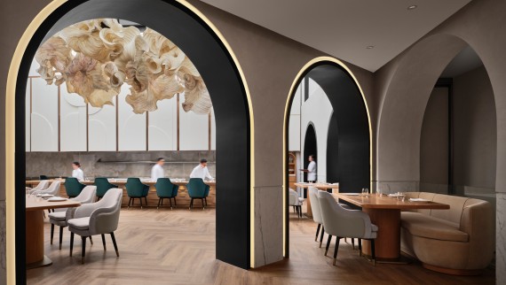 Restaurace Born, Singapur (© Owen Raggett) Restaurace Born, Singapur (© Owen Raggett)