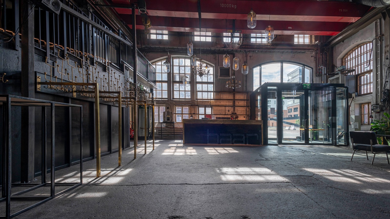 Nabídka hotelu Konepaja je velmi rozmanitá. Barů, klubů, sportovních a kulturních akcí je zde dostatek. (© Kansallis Teatteri)