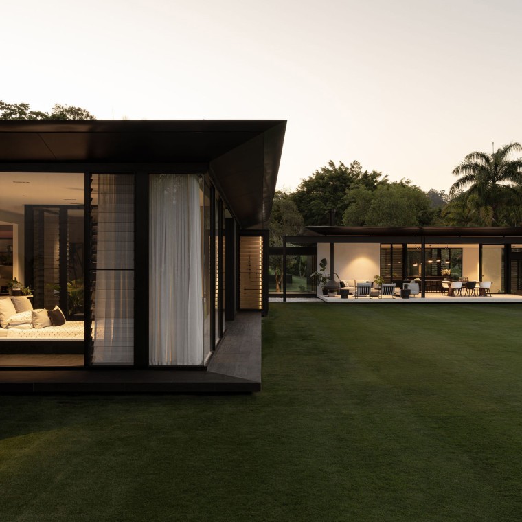 Pro Sarah Wallerovou není architektura jen o vytváření prostor, ale také o navrhování života v nich (© Alyne Media).