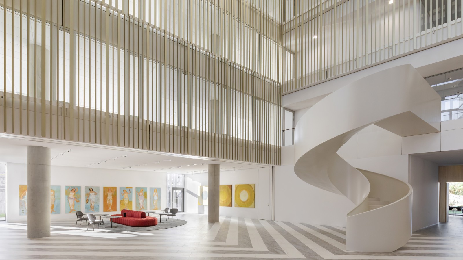 Centrální atrium (© Ana Skobe) Centrální atrium (© Ana Skobe)