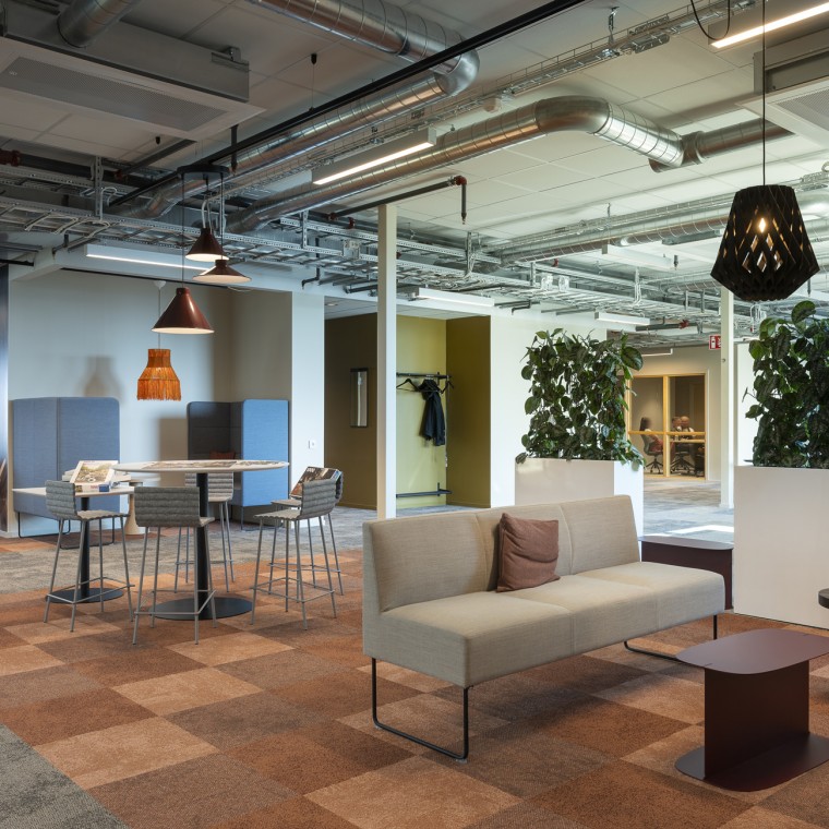 Ambiciózní cíl pro moderní kancelářskou budovu: certifikace LEED Platinum (© baraBild) Ambiciózní cíl pro moderní kancelářskou budovu: certifikace LEED Platinum (© baraBild)