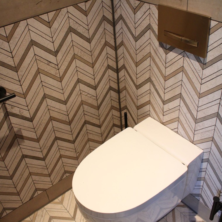 Deska pohonu Sigma50 zajišťuje nadčasovou eleganci. (© Geberit) Deska pohonu Sigma50 zajišťuje nadčasovou eleganci. (© Geberit)