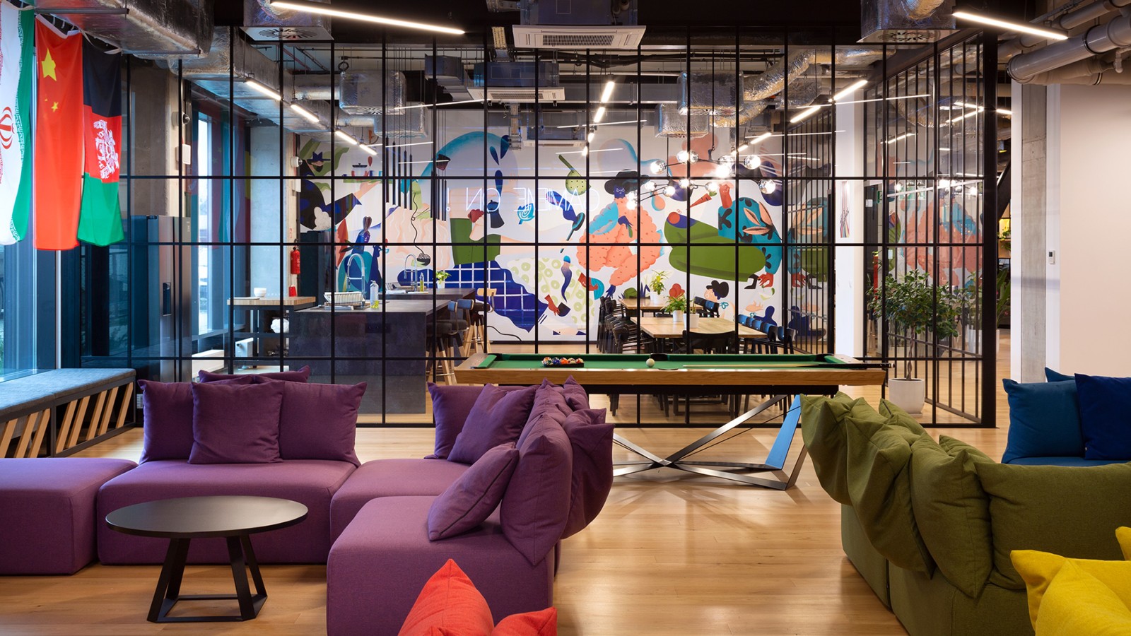 Společenské místnosti v LivinnX vybízejí k lenošení. (© Jaroslaw Kakal/Geberit) Společenské místnosti v LivinnX vybízejí k lenošení. (© Jaroslaw Kakal/Geberit)