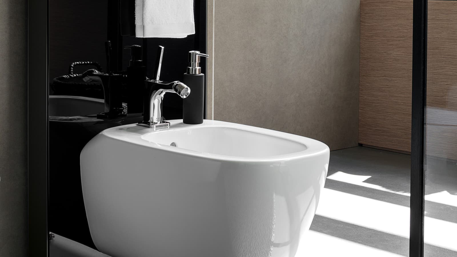 Geberit Monolith pro bidet (© Geberit) Geberit Monolith pro bidet (© Geberit)