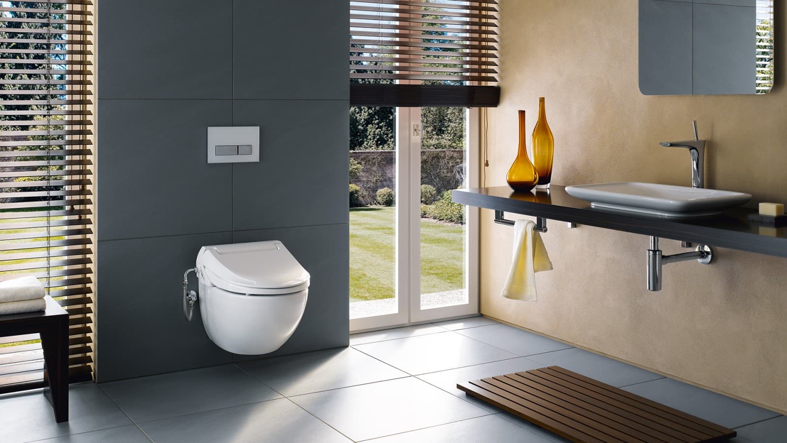 Geberit AquaClean 4000 v koupelně Geberit AquaClean 4000 v koupelně
