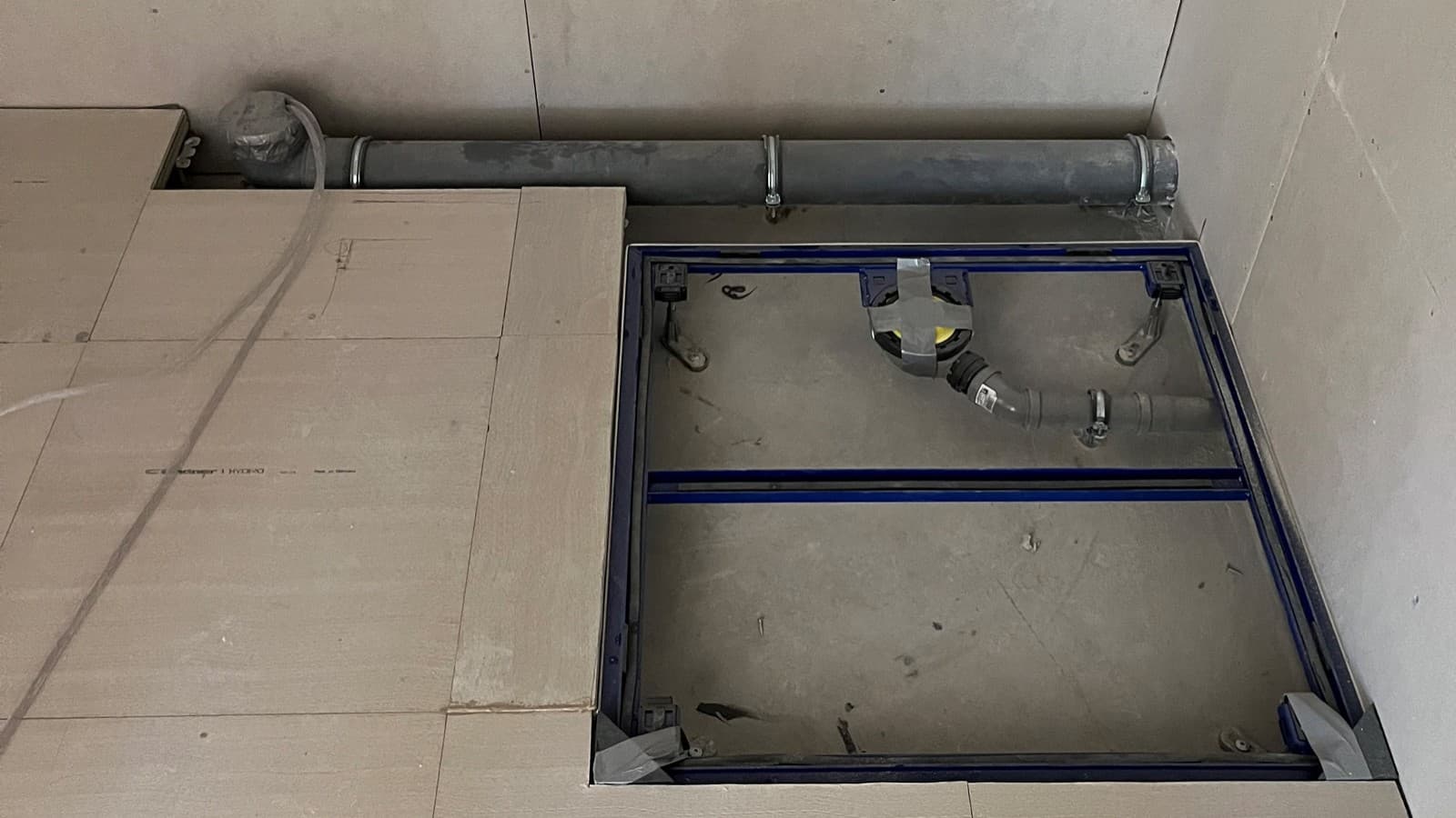 Tvarovky Geberit Sovent a trubky Silent-db20 (© Siim Kingisepp) Tvarovky Geberit Sovent a trubky Silent-db20 (© Siim Kingisepp)