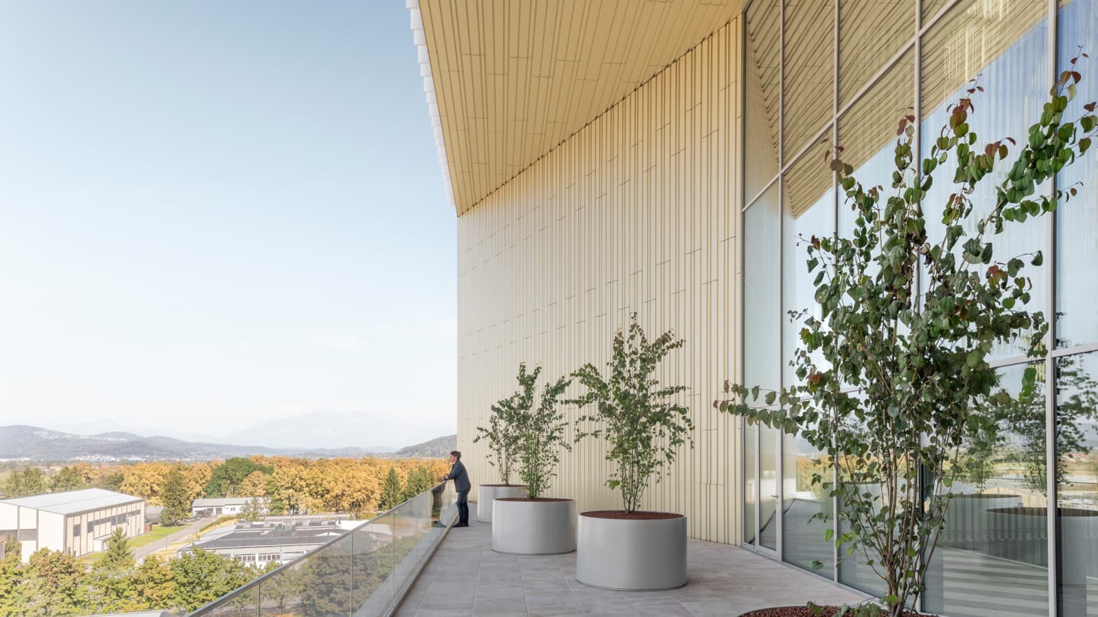 Úchvatný výhled: z teras je vidět celá Lublaň. (© Ana Skobe) Úchvatný výhled: z teras je vidět celá Lublaň. (© Ana Skobe)