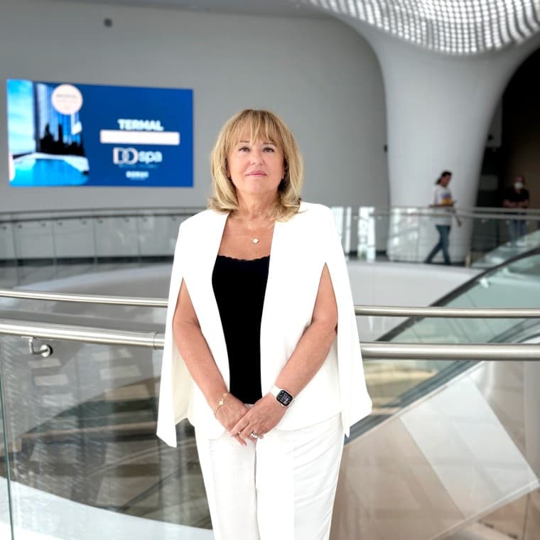 Prof. Dr. Zeynep Kahveci chce, aby se její pacienti i personál cítili pohodlně. (© Doruk Hospital) Prof. Dr. Zeynep Kahveci chce, aby se její pacienti i personál cítili pohodlně. (© Doruk Hospital)