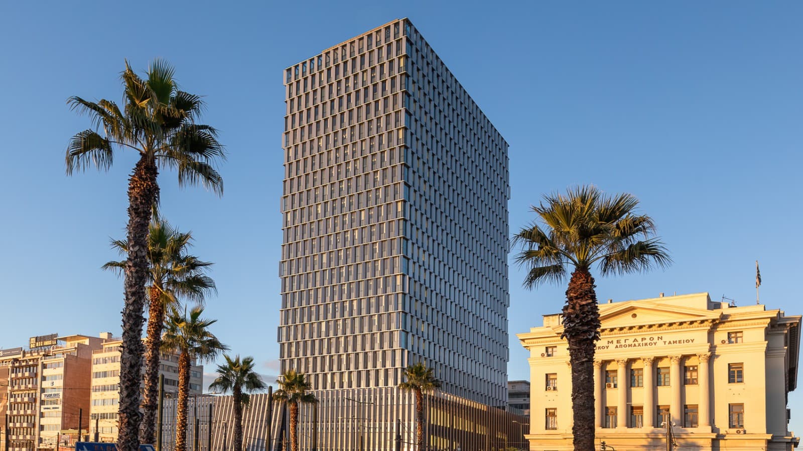 Piraeus tower 2 (© Iaranik / Alamy) Piraeus tower 2 (© Iaranik / Alamy)